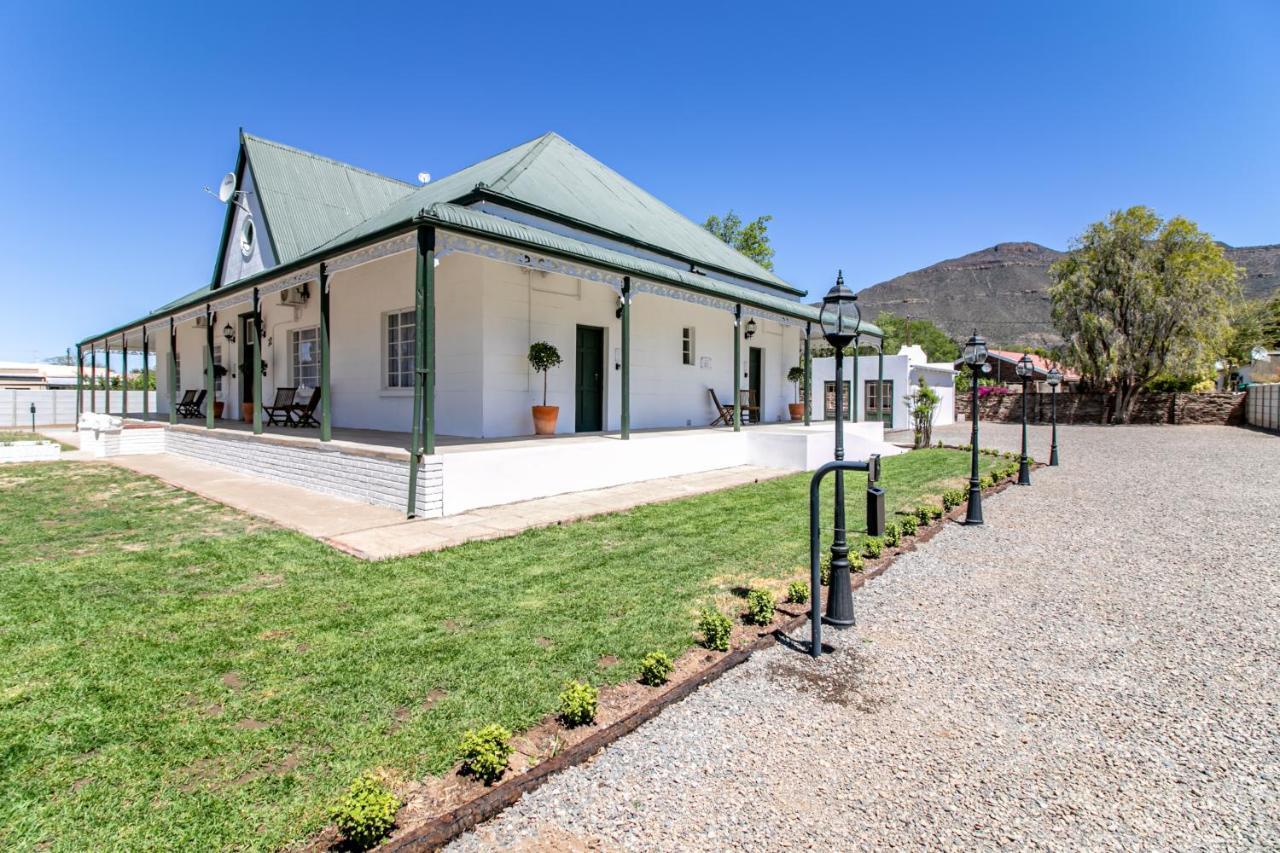 Victorian Square Guesthouse Graaff-Reinet Exteriör bild