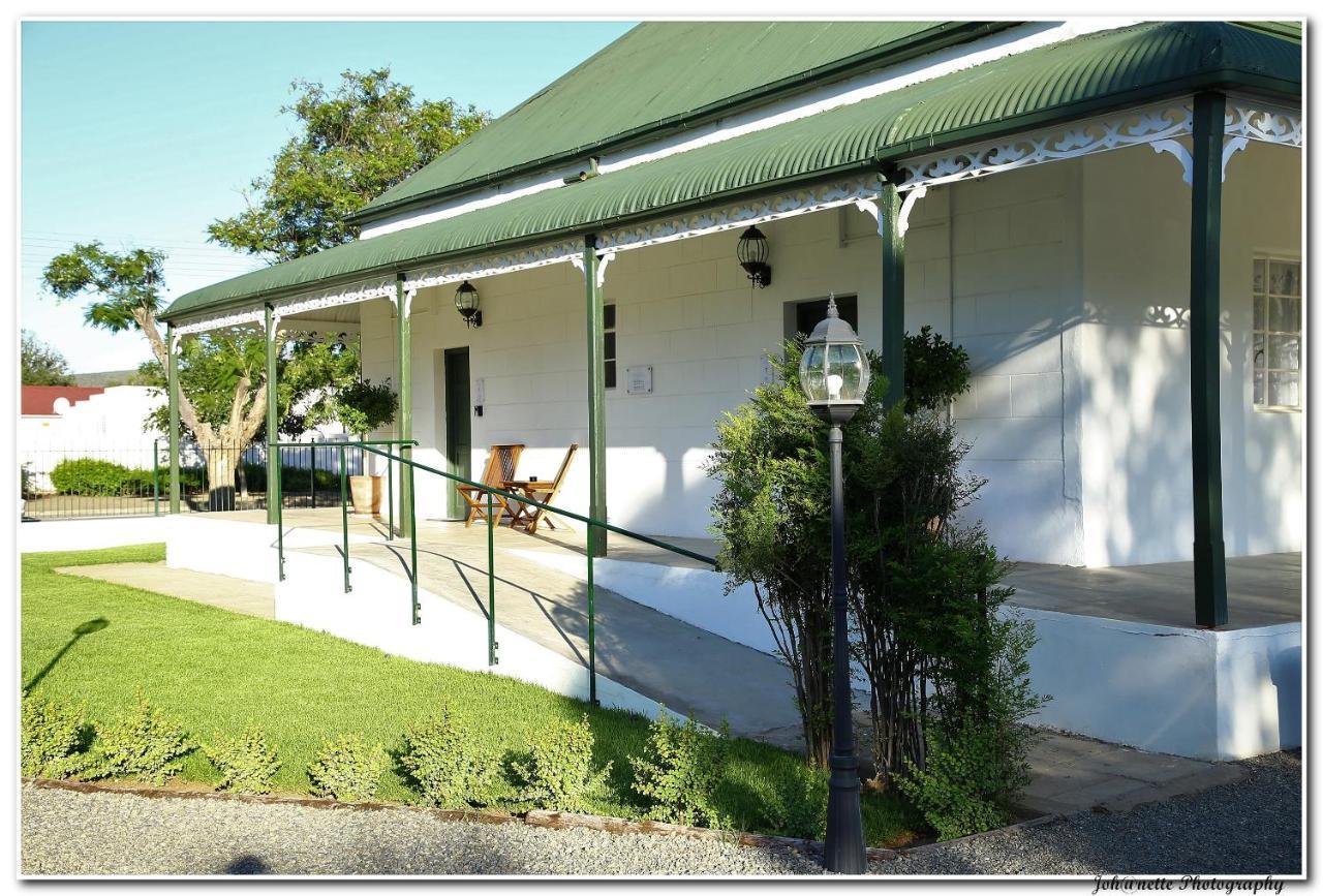 Victorian Square Guesthouse Graaff-Reinet Exteriör bild
